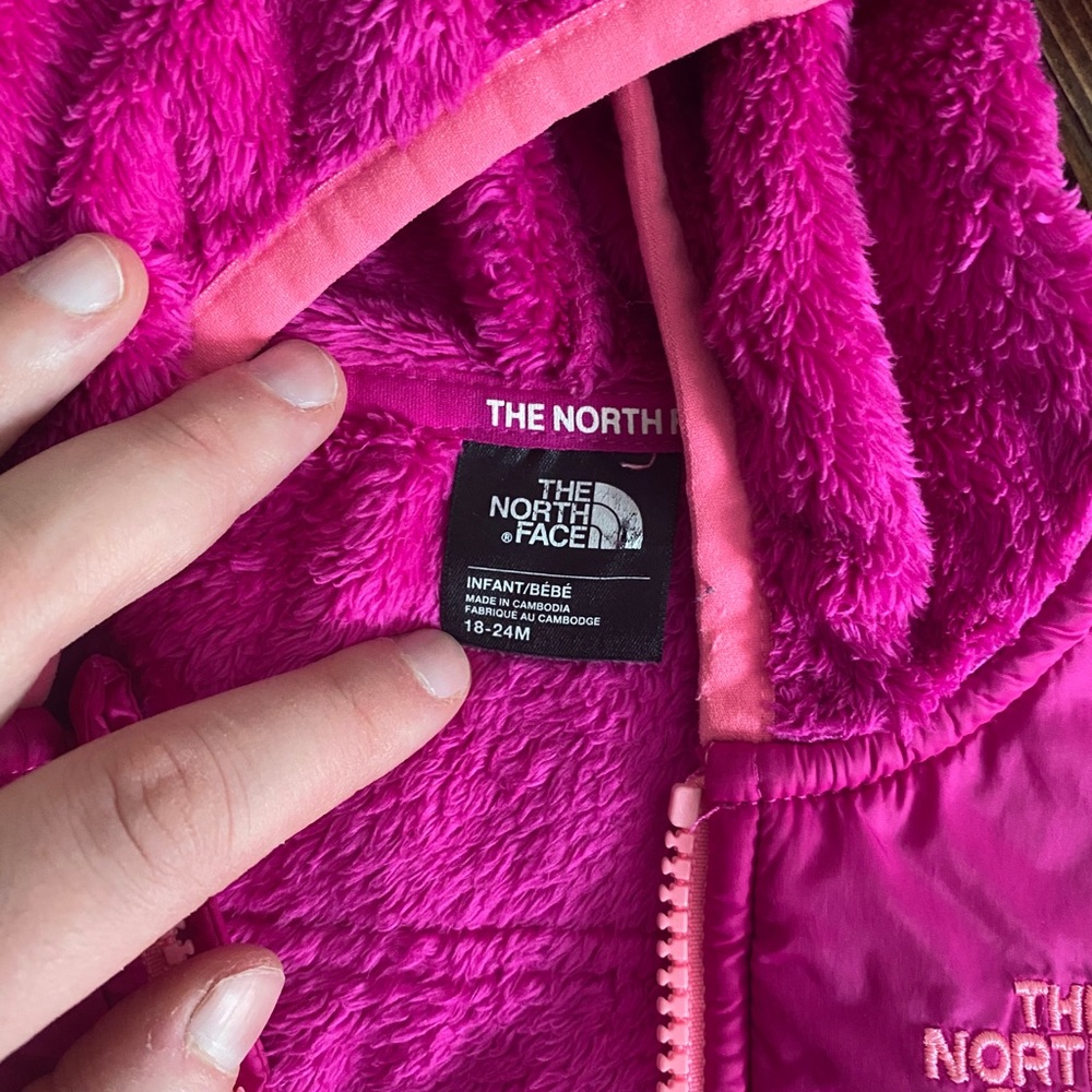 North Face - Picture 2 of 3